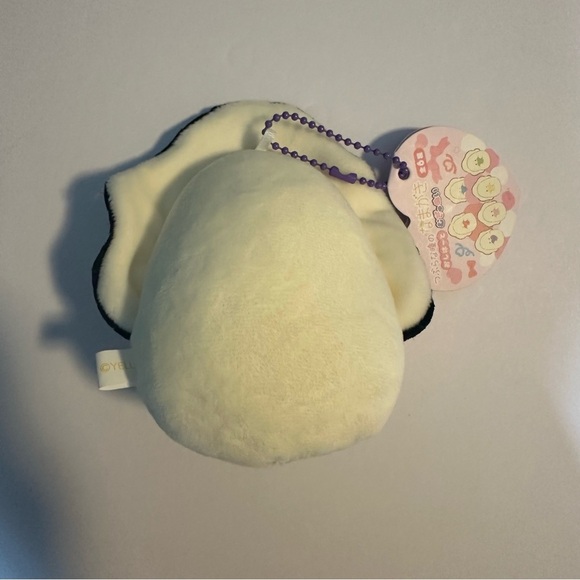 Mini Oyster Clam With Heart Stuffed Plush Keychain From Japan Claw Machine - Picture 2 of 4